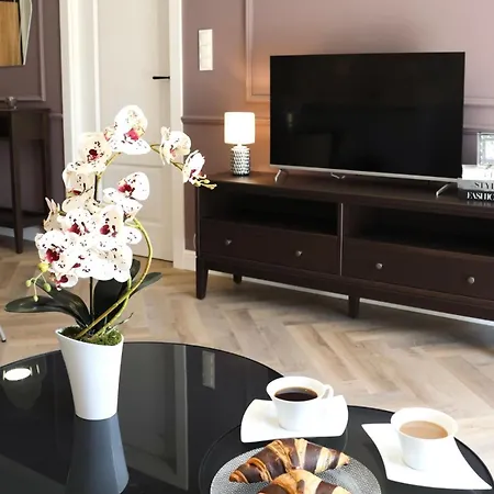 Downtownapartments アパート ジェシュフ